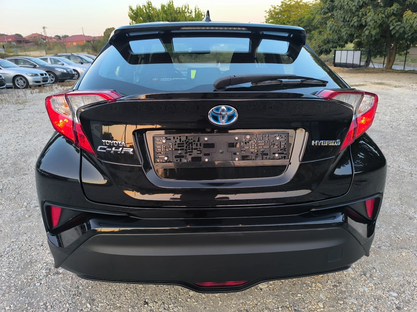 Toyota C-HR 1.8 H Business Sport, снимка 6 - Автомобили и джипове - 55781769