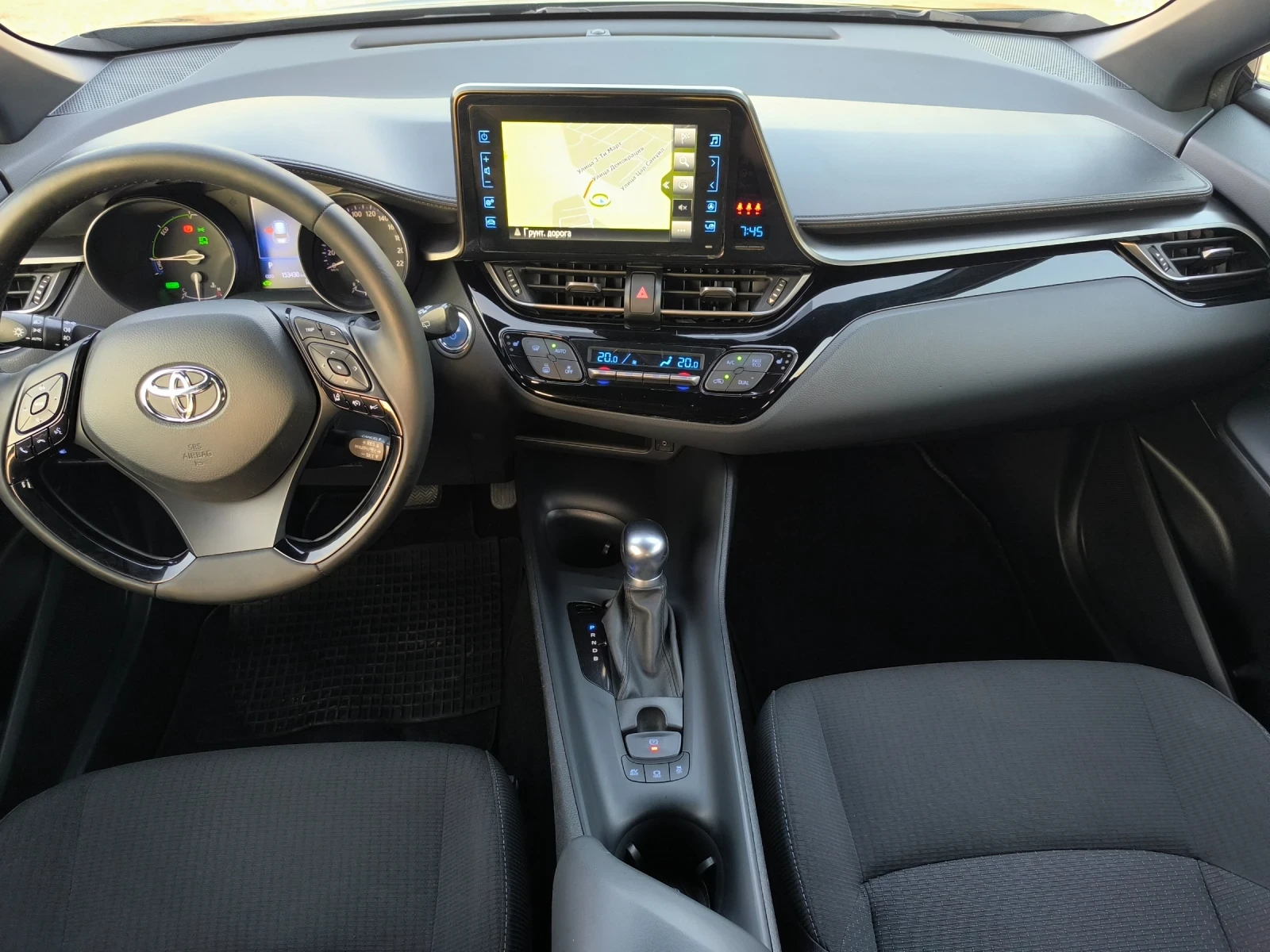 Toyota C-HR 1.8 H Business Sport, снимка 13 - Автомобили и джипове - 55781769