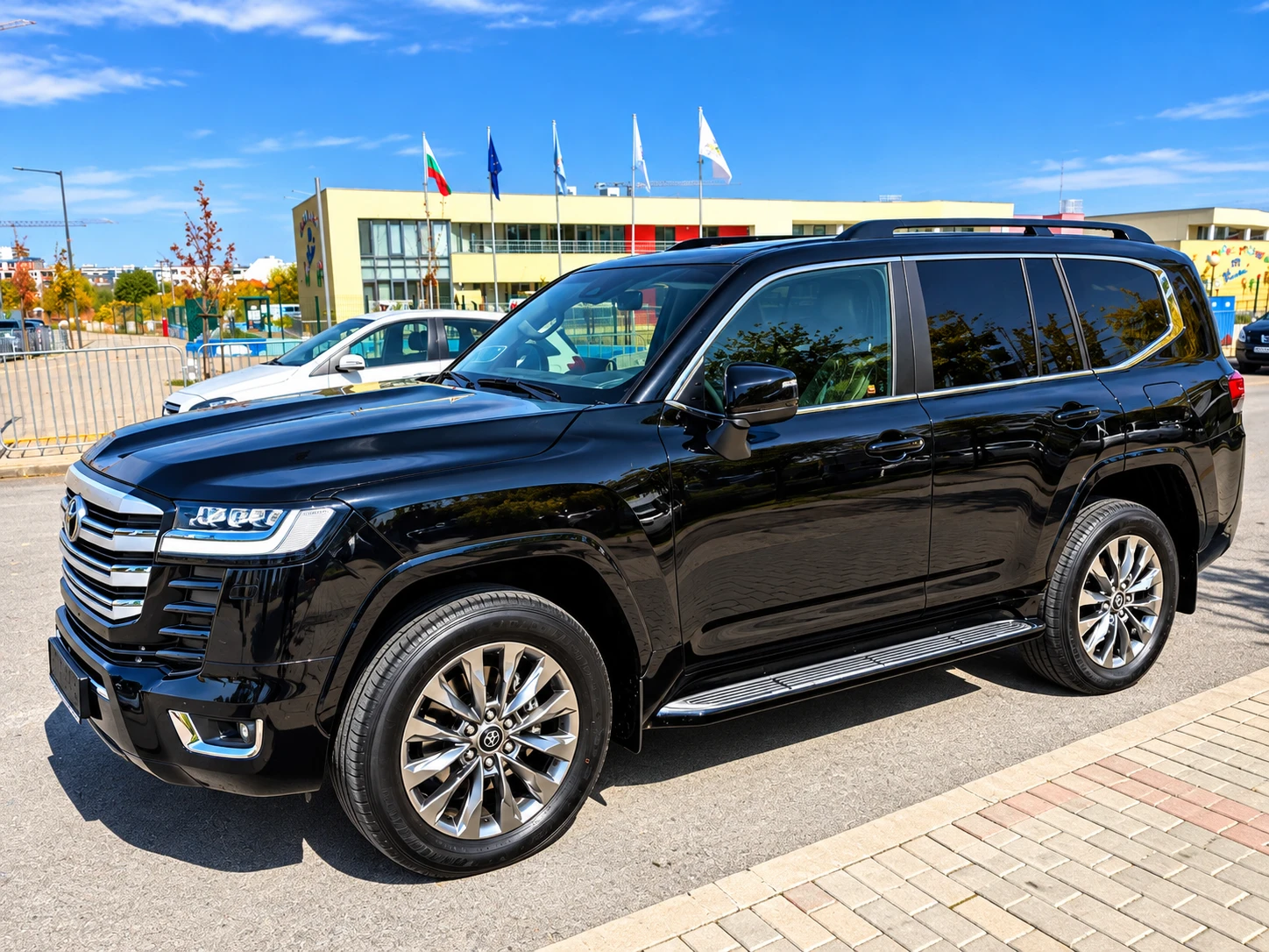 Toyota Land cruiser 300 Premium ���������� �������� �������� ��� | Mobile.bg � ����������� 4