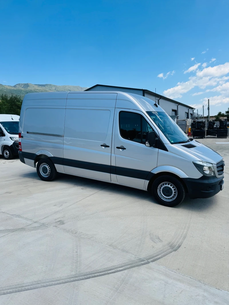 Mercedes-Benz Sprinter 319 Немски!КАТО НОВ!ТОП!ТОП!ТОП!НАВИ!КЛИМАТР!EURO6!ТОП, снимка 2 - Бусове и автобуси - 50893463