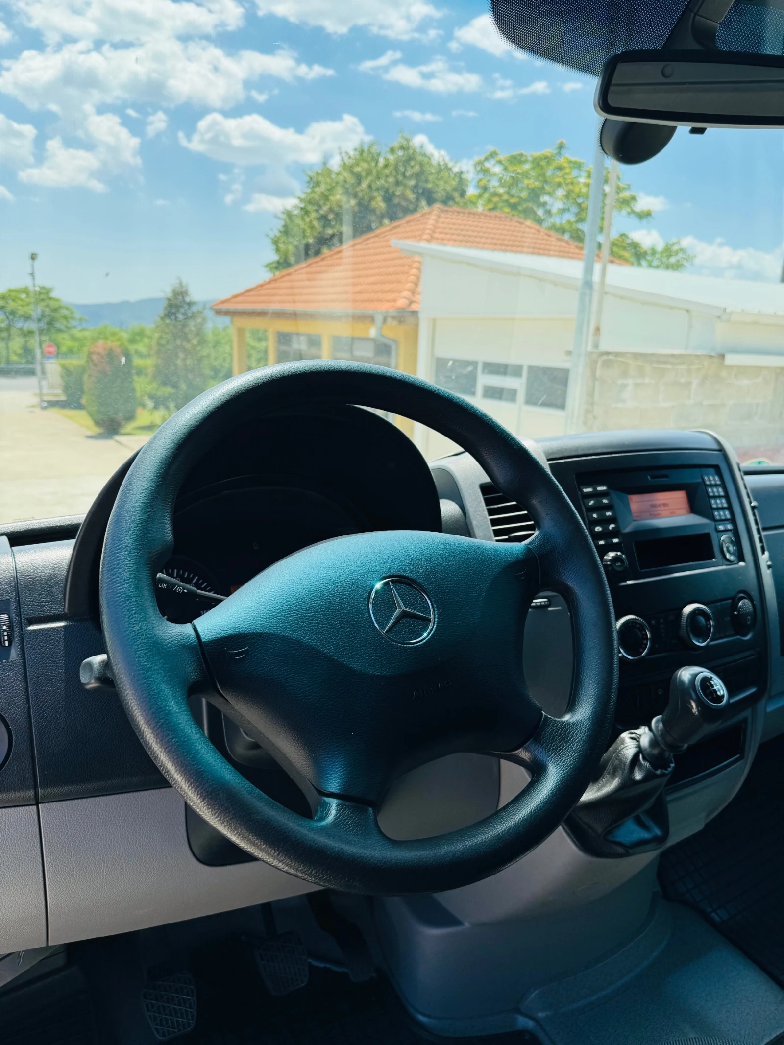 Mercedes-Benz Sprinter 319 Немски!КАТО НОВ!ТОП!ТОП!ТОП!НАВИ!КЛИМАТР!EURO6!ТОП - изображение 8