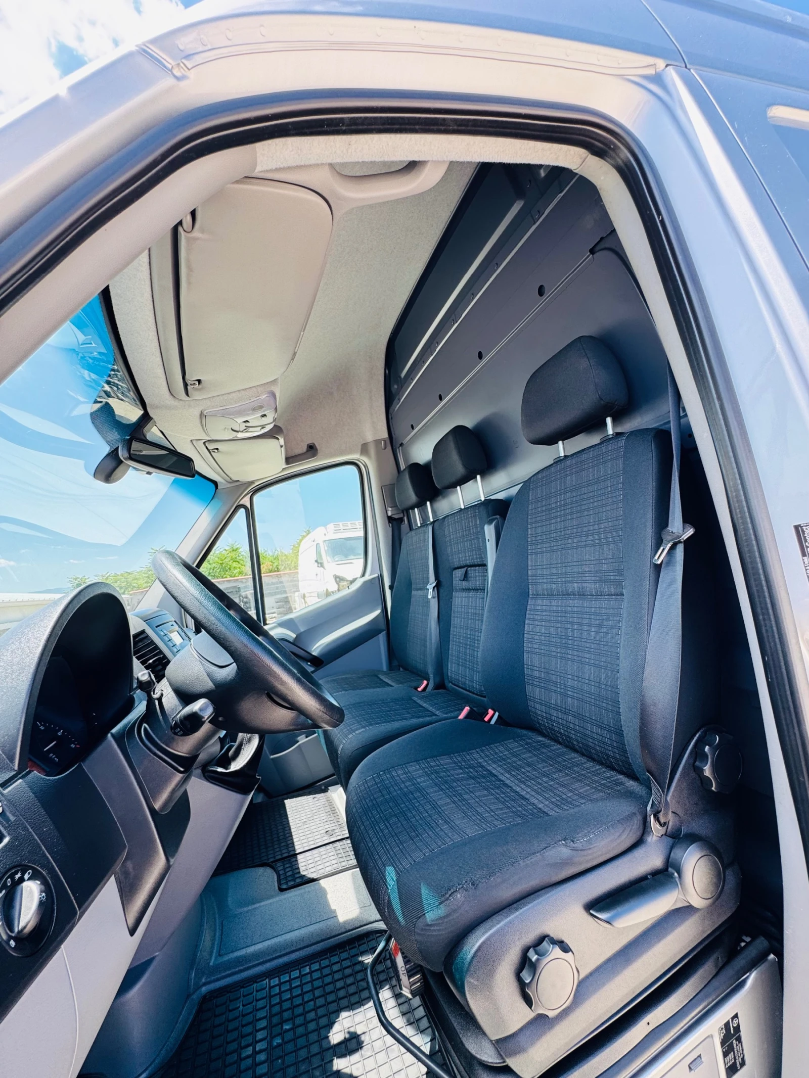 Mercedes-Benz Sprinter 319 Немски!КАТО НОВ!ТОП!ТОП!ТОП!НАВИ!КЛИМАТР!EURO6!ТОП - изображение 9