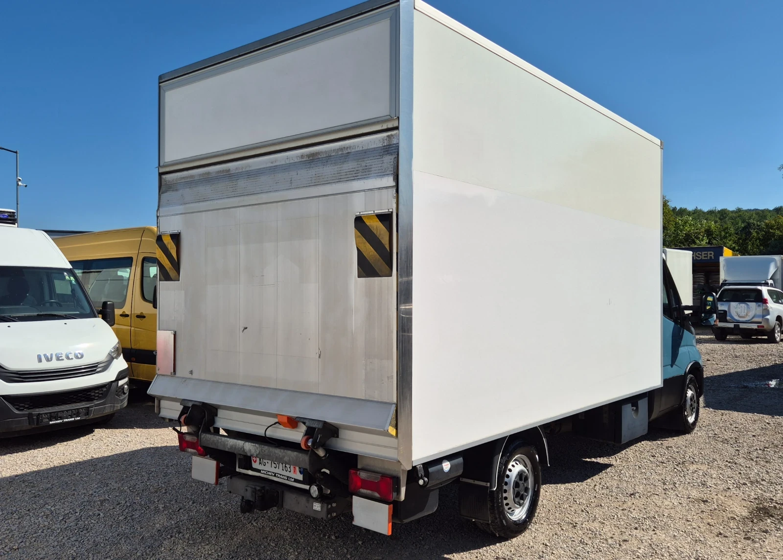 Iveco Daily 35s18* HI-MATIC* БОРД* ШВЕЙЦАРИЯ* , снимка 5 - Бусове и автобуси - 55477926