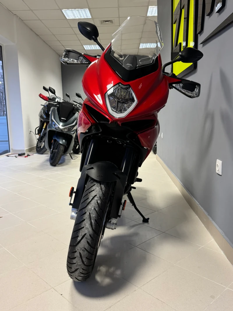 MV Agusta 800 Tourismo Veloce НОВ! НАЛИЧЕН!, снимка 3 - Мотоциклети и мототехника - 51360064