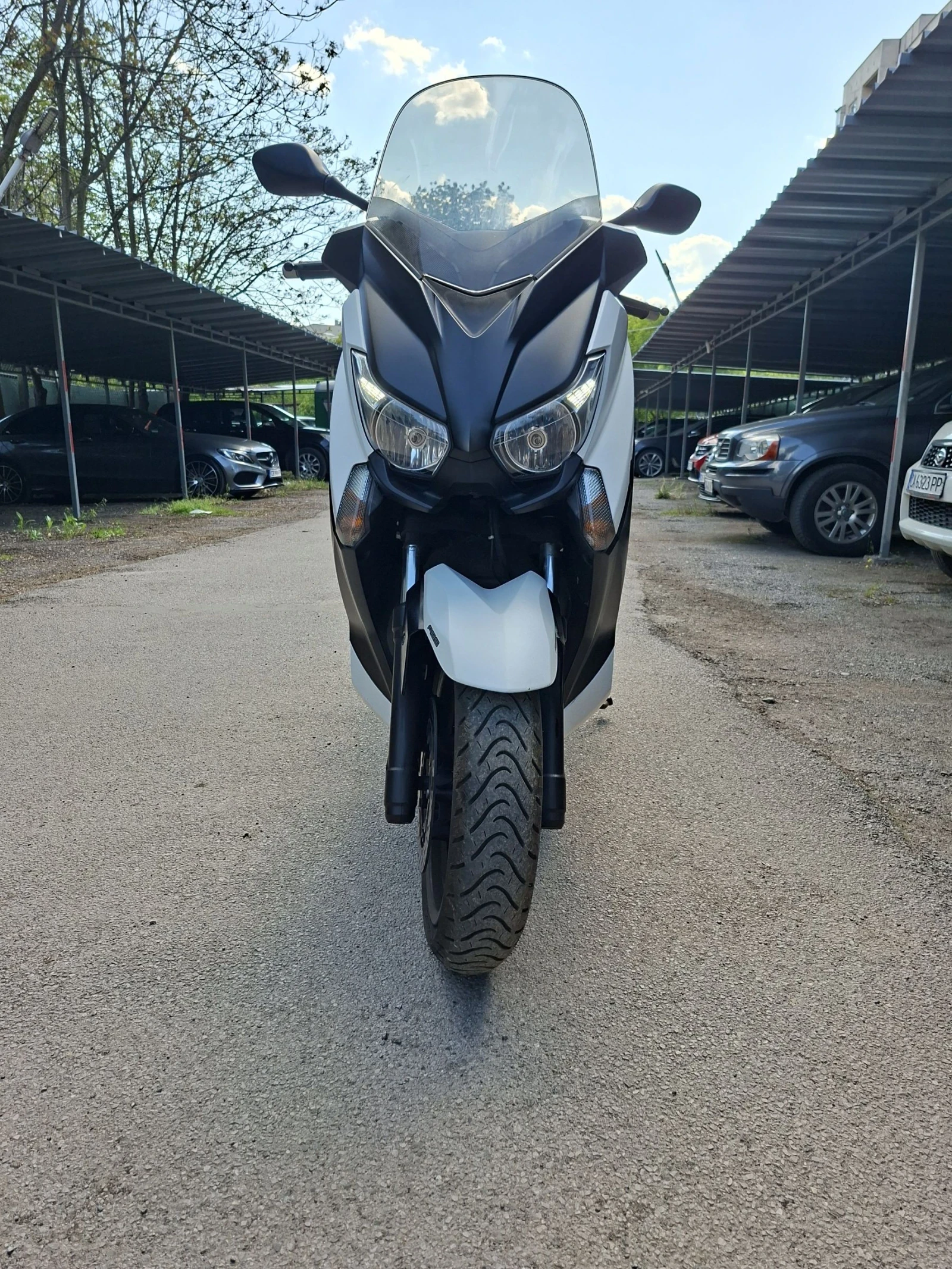 Yamaha X-max 400