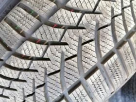 Гуми Зимни 225/55R17, снимка 4
