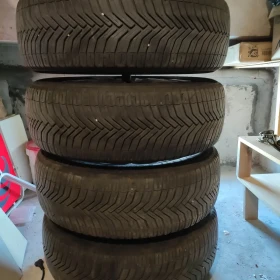 Гуми с джанти Michelin 225/60R18, снимка 2 - Гуми и джанти - 49318226