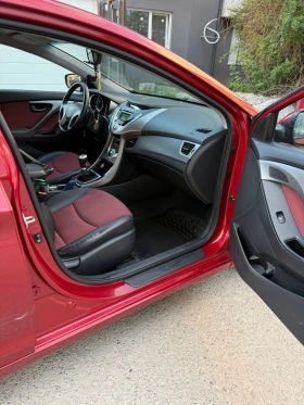 Hyundai Elantra, снимка 14