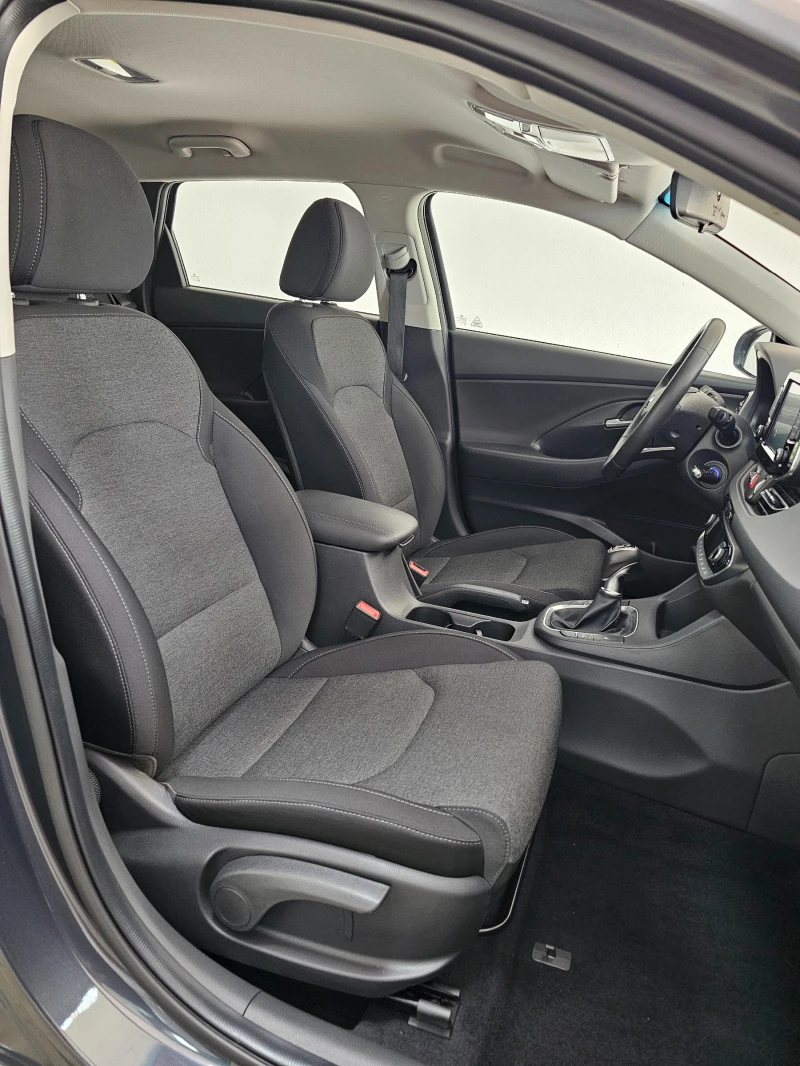 Hyundai I30 T-GDI 48V-Hybrid Trend, снимка 11 - Автомобили и джипове - 43079871