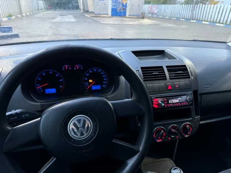 VW Polo, снимка 10 - Автомобили и джипове - 47464866