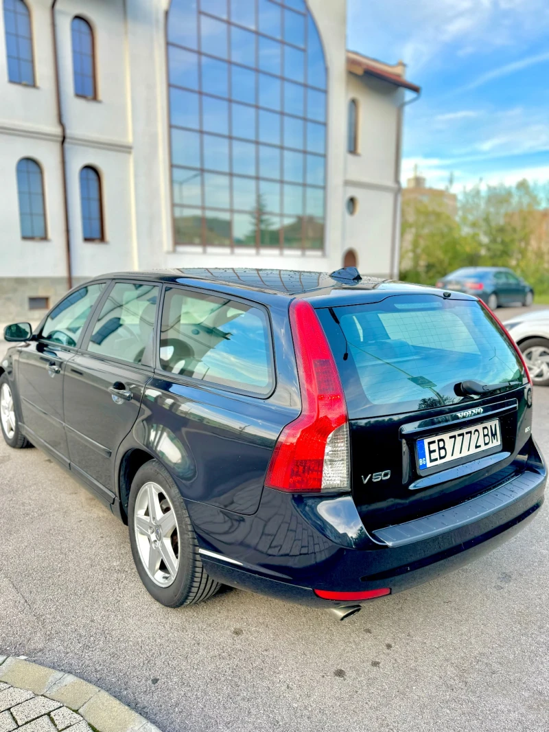 Volvo V50 2.4 D5 , снимка 4 - Автомобили и джипове - 47684045