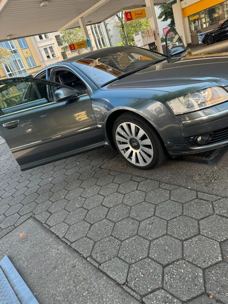 Audi A8, снимка 2 - Автомобили и джипове - 47609501