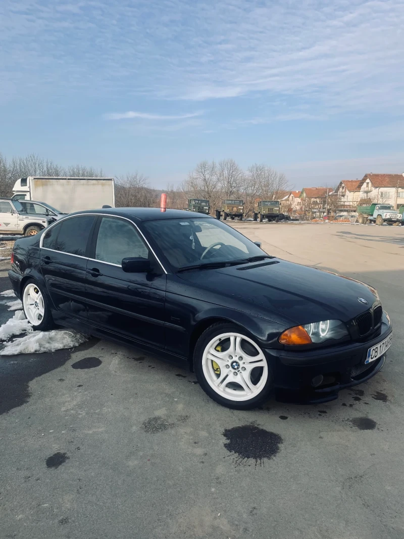 BMW 330, снимка 8 - Автомобили и джипове - 49254530