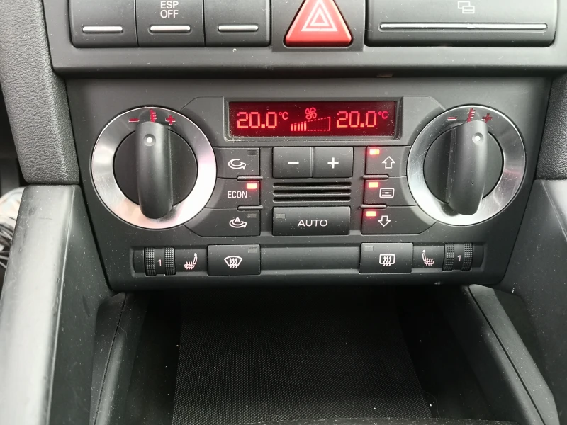 Audi A3 Sportback 1.4TFSi, снимка 10 - Автомобили и джипове - 51492776