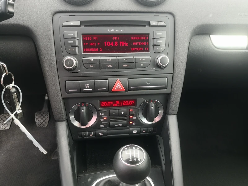 Audi A3 Sportback 1.4TFSi, снимка 9 - Автомобили и джипове - 51492776