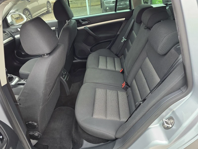 Skoda Octavia SCOUT 4X4 , снимка 8 - Автомобили и джипове - 52171678