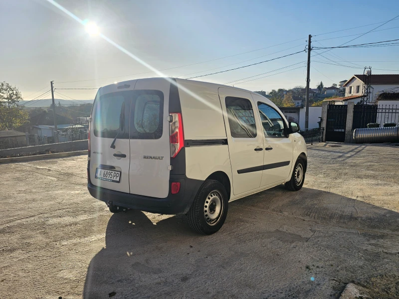 Renault Kangoo 1.5DCi, снимка 4 - Автомобили и джипове - 52507819