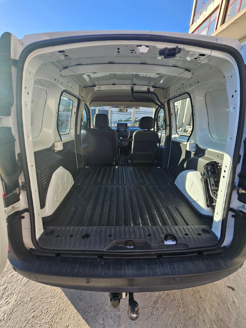 Renault Kangoo 1.5DCi, снимка 9 - Автомобили и джипове - 52507819