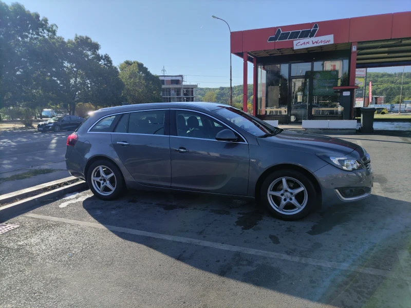 Opel Insignia 1.6 CDTI, снимка 4 - Автомобили и джипове - 52472600