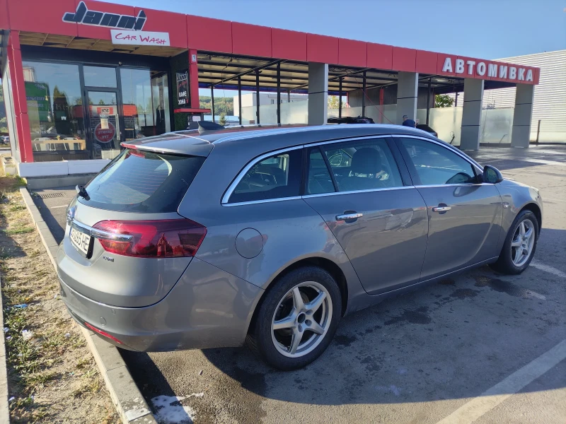 Opel Insignia 1.6 CDTI, снимка 5 - Автомобили и джипове - 52472600