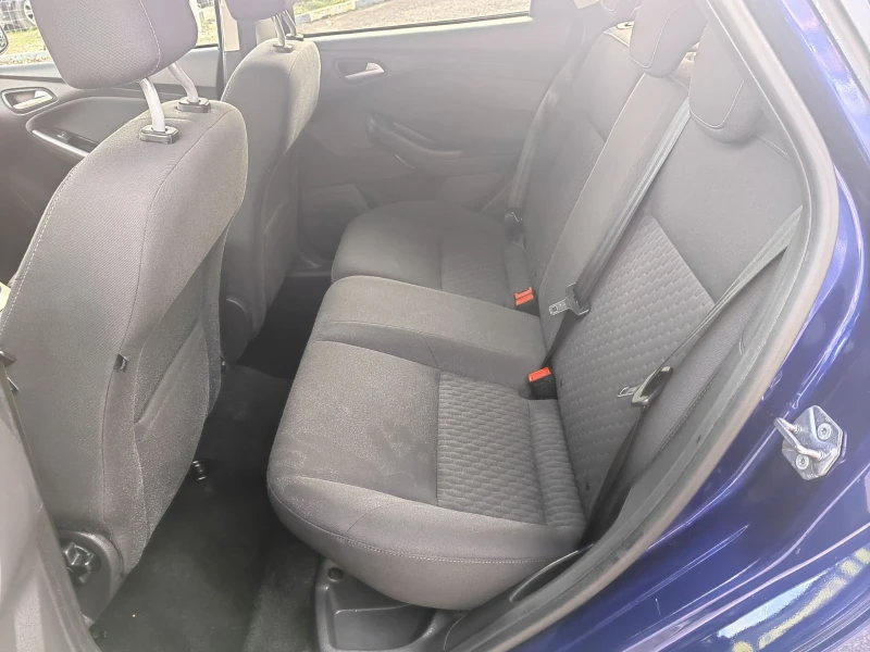 Ford Focus 1.0i 101к.с, снимка 14 - Автомобили и джипове - 52553818