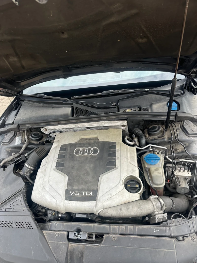 Audi A5 S-LINE СМЕНЕНИ ВЕРИГИ, снимка 10 - Автомобили и джипове - 53225691