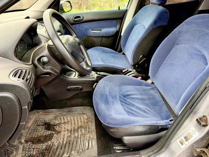 Peugeot 206 1.4i, снимка 9 - Автомобили и джипове - 53294054