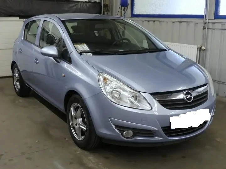 Opel Corsa, снимка 2 - Автомобили и джипове - 47678522