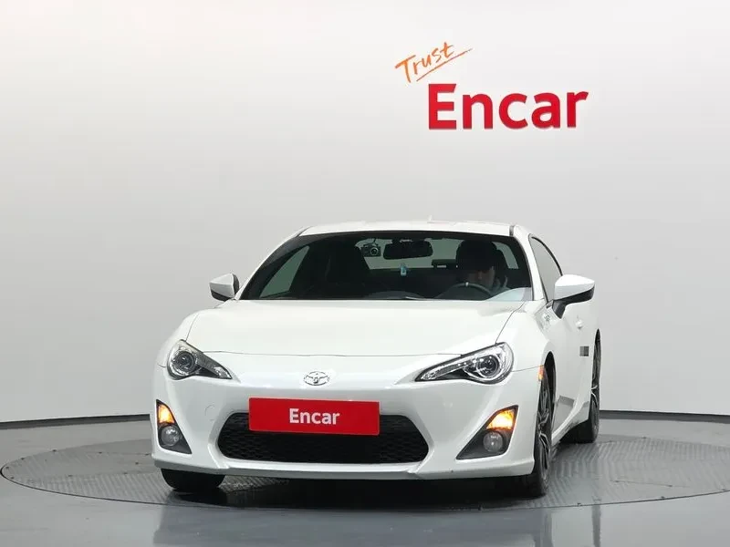 Toyota GT86 2.0, снимка 3 - Автомобили и джипове - 55069615