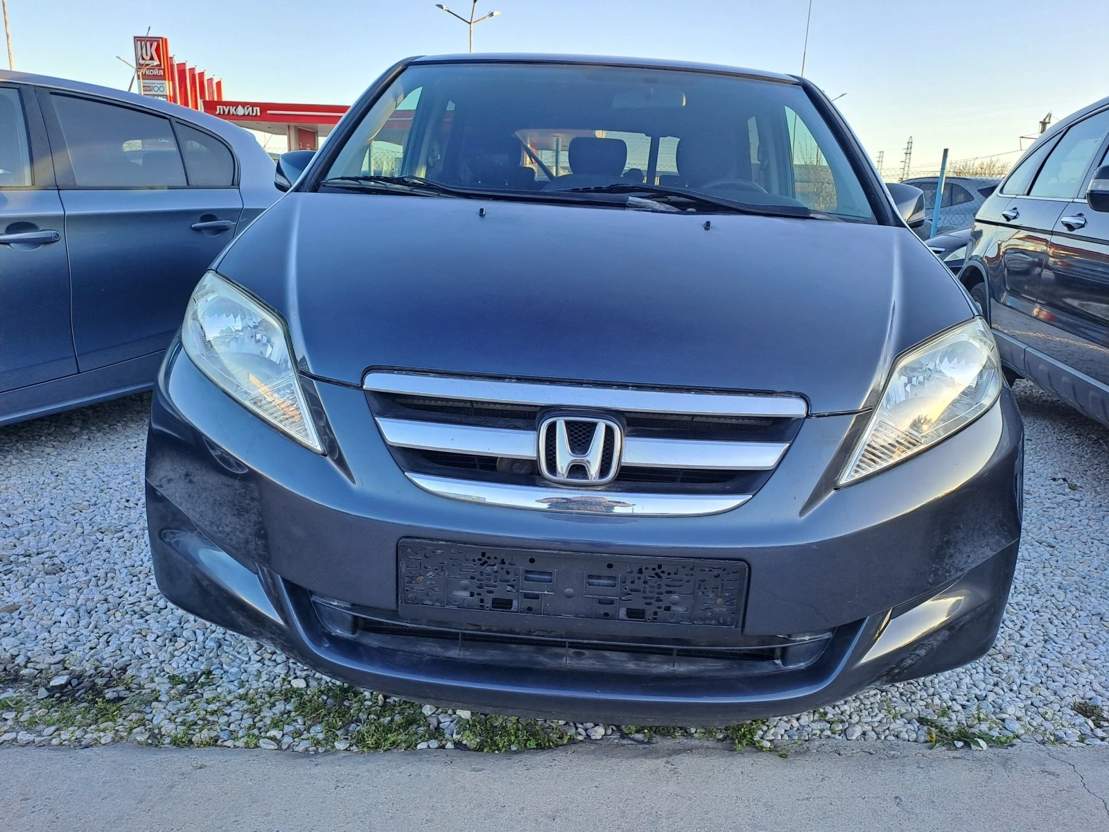 Honda Fr-v 1,7i,KLIMA - изображение 2