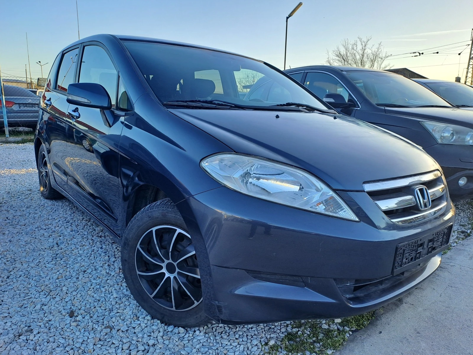 Honda Fr-v 1,7i,KLIMA - [1] 