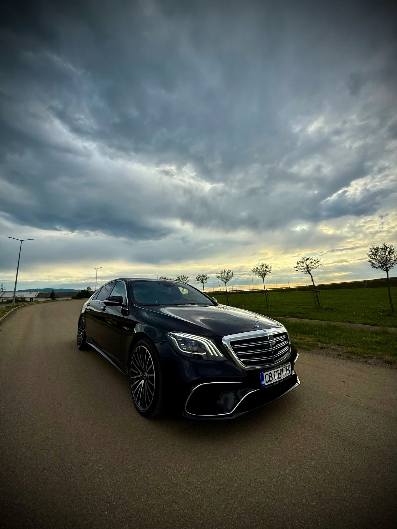 Mercedes-Benz S 560 2-ри собственик/Long/4-matic/ориг. AMG - изображение 3