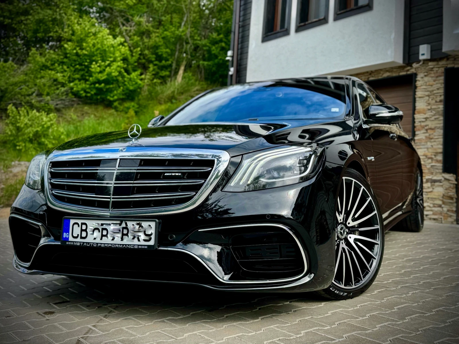 Mercedes-Benz S 560 2-ри собственик/Long/4-matic/ориг. AMG - изображение 2