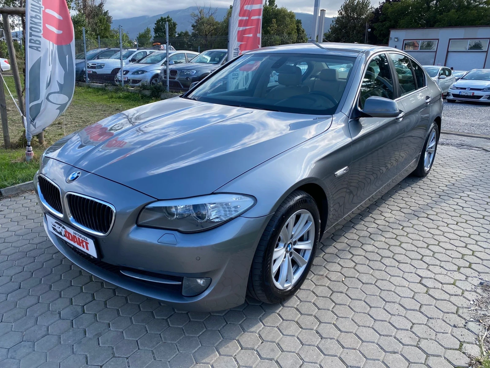 BMW 525 3.0D/NAVI/КОЖА - [1] 