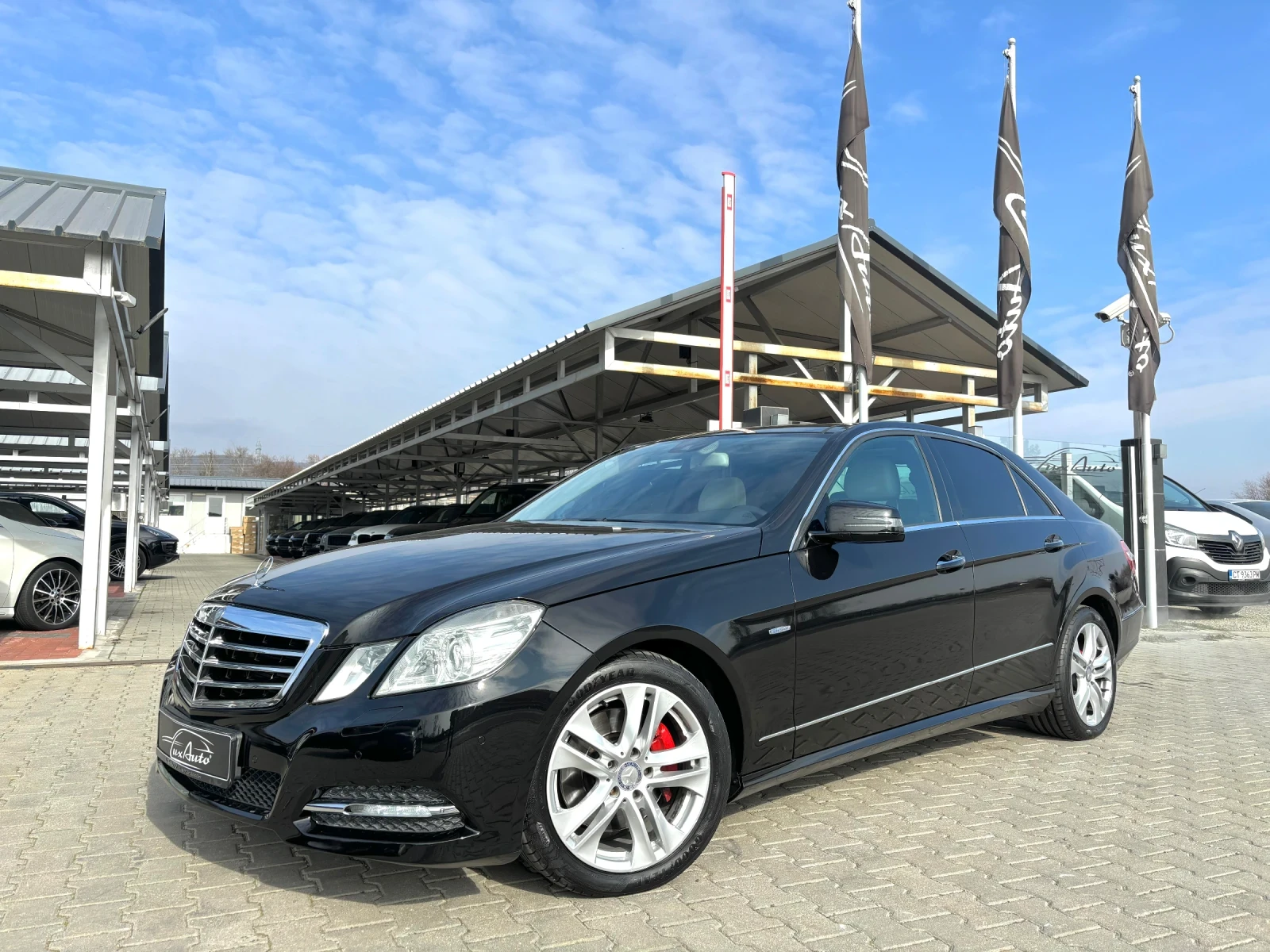 Mercedes-Benz E 350 CDI#KEYLESS#NAVI#PANORAMA#MEMORY#CAMERA - изображение 2