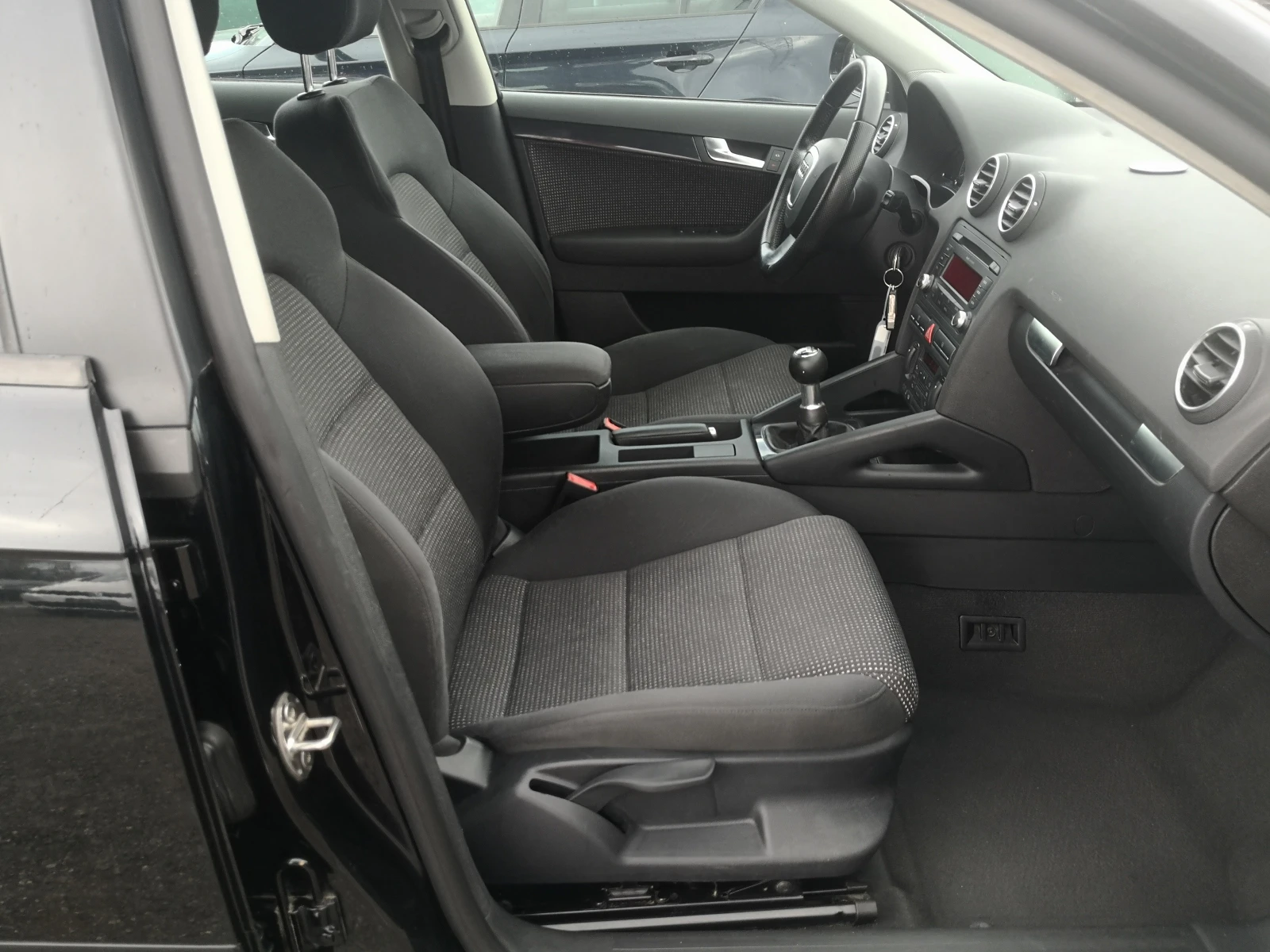 Audi A3 Sportback 1.4TFSi - изображение 7