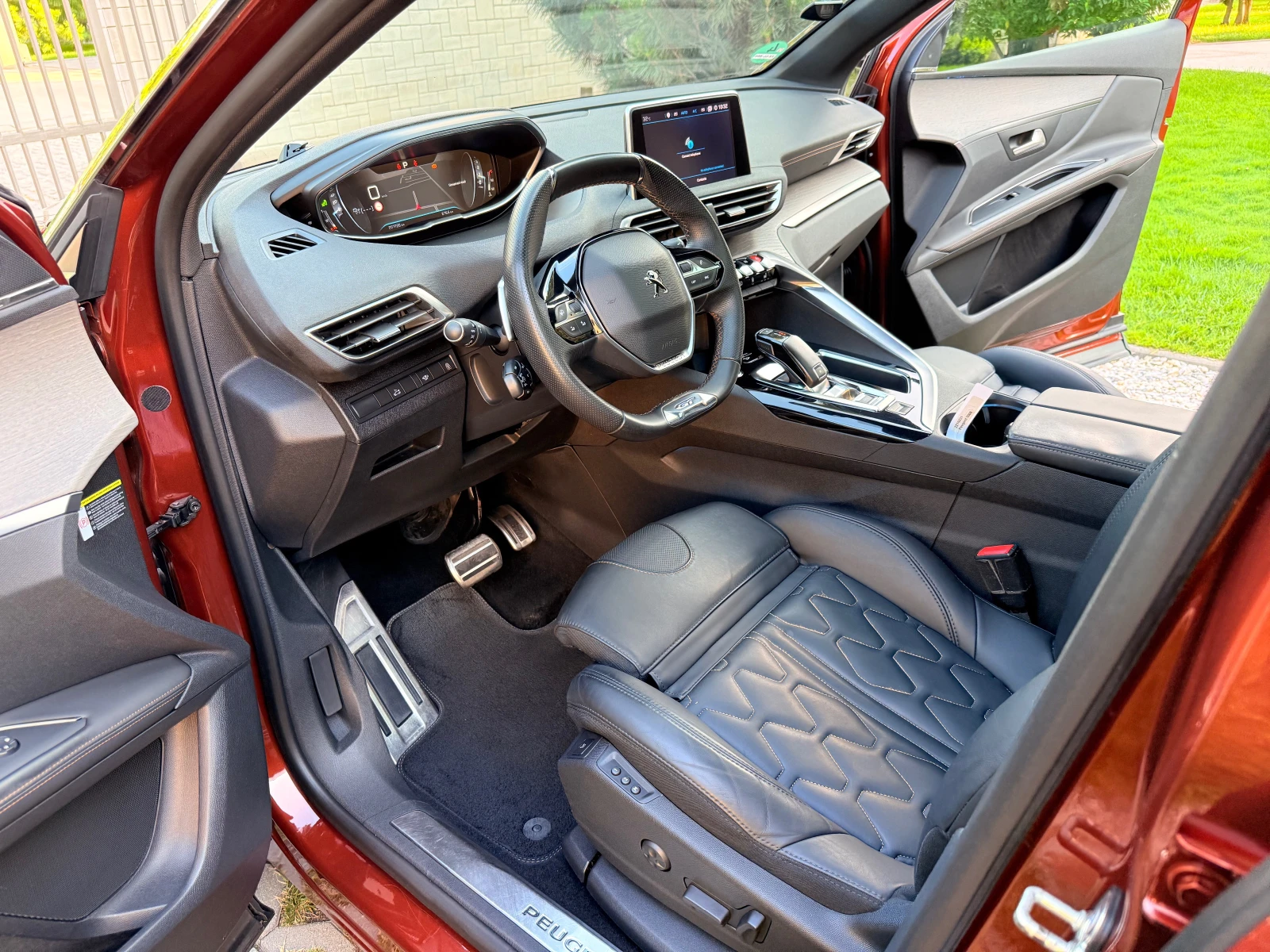 Peugeot 3008 2.0 Blue-HDI* GT line* PANORAMA - изображение 4