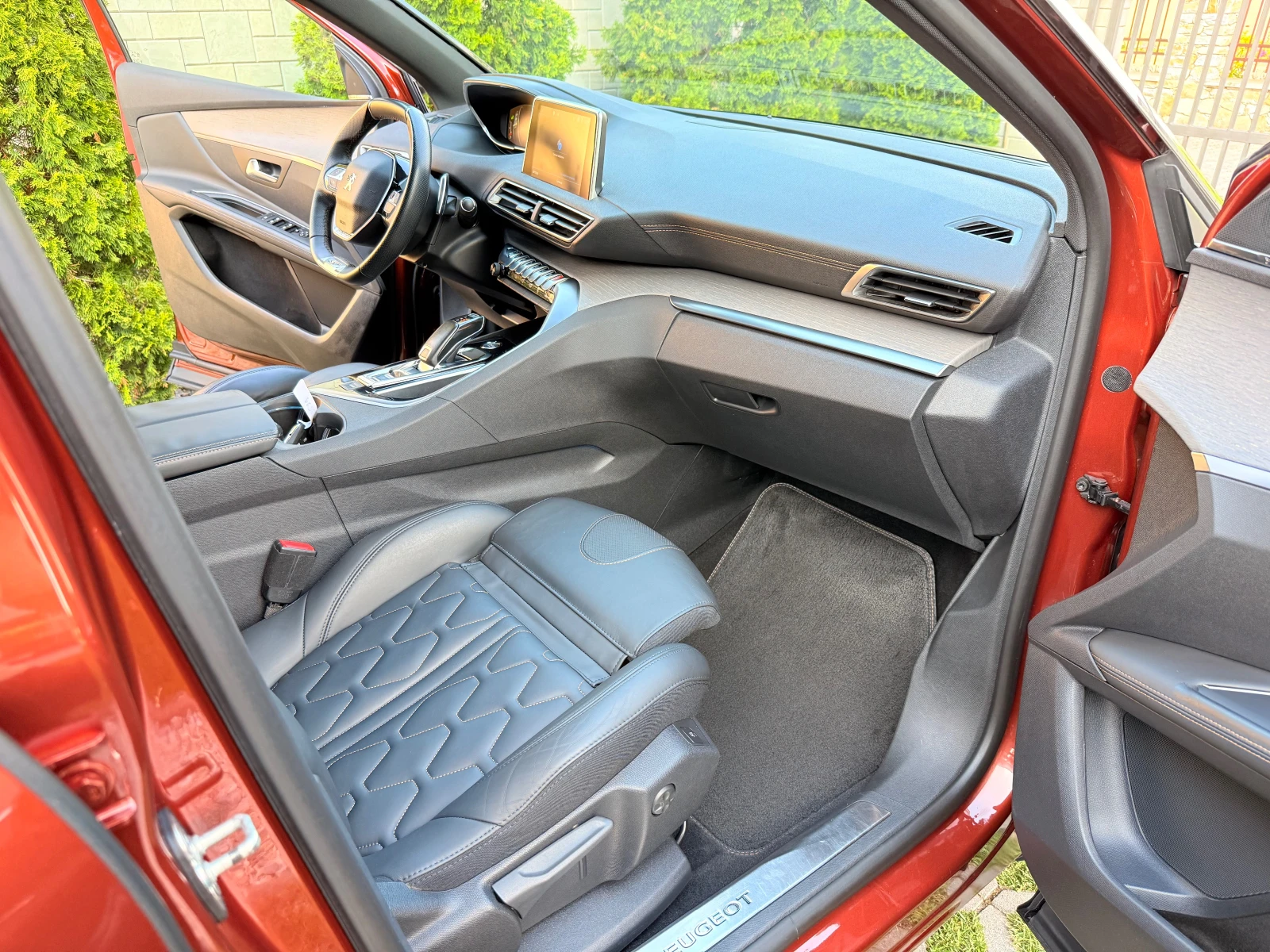 Peugeot 3008 2.0 Blue-HDI* GT line* PANORAMA - изображение 8