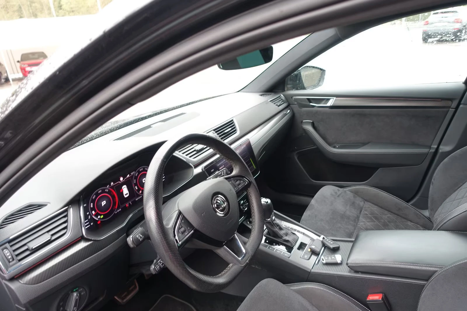 Skoda Superb SPORTLINE/4X4/190HP/CAM/KLESS/SPORTSEATS/DIGI/480f - изображение 8