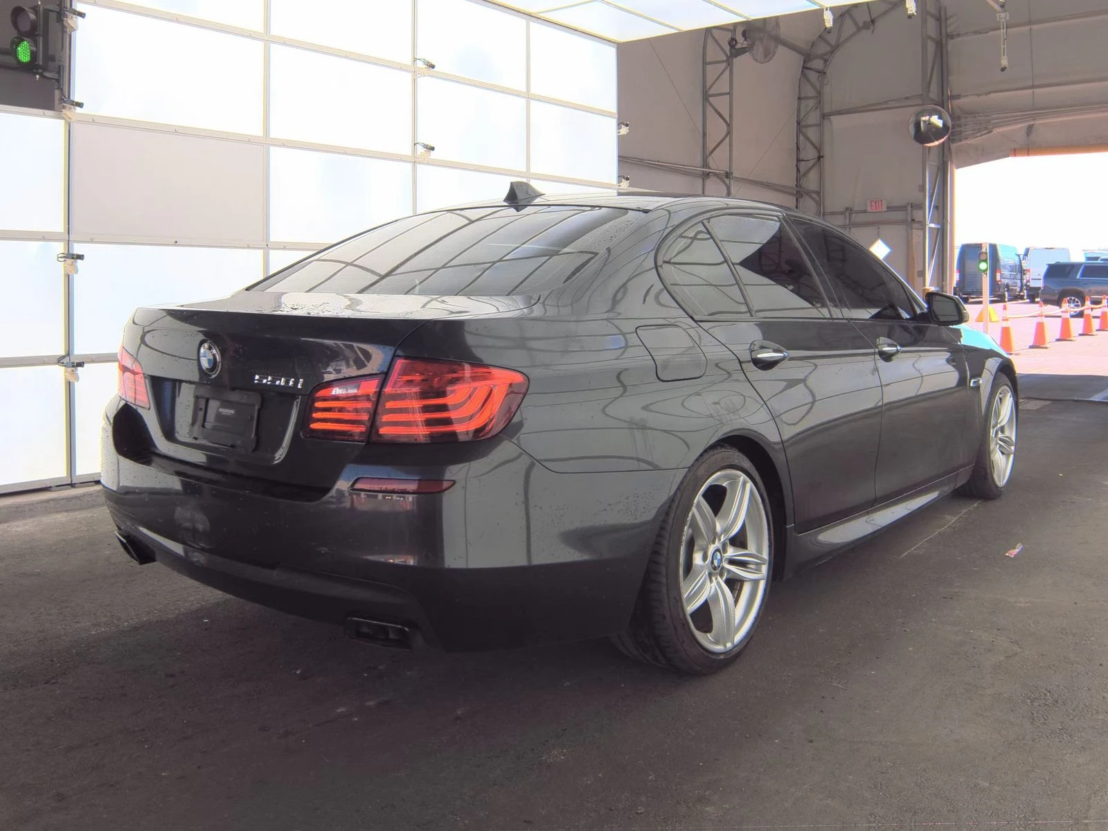 BMW 550 HEAD-UP* HARMAN* PODGREV* SOFT-CLOSE* 360 VIEW*  - изображение 4