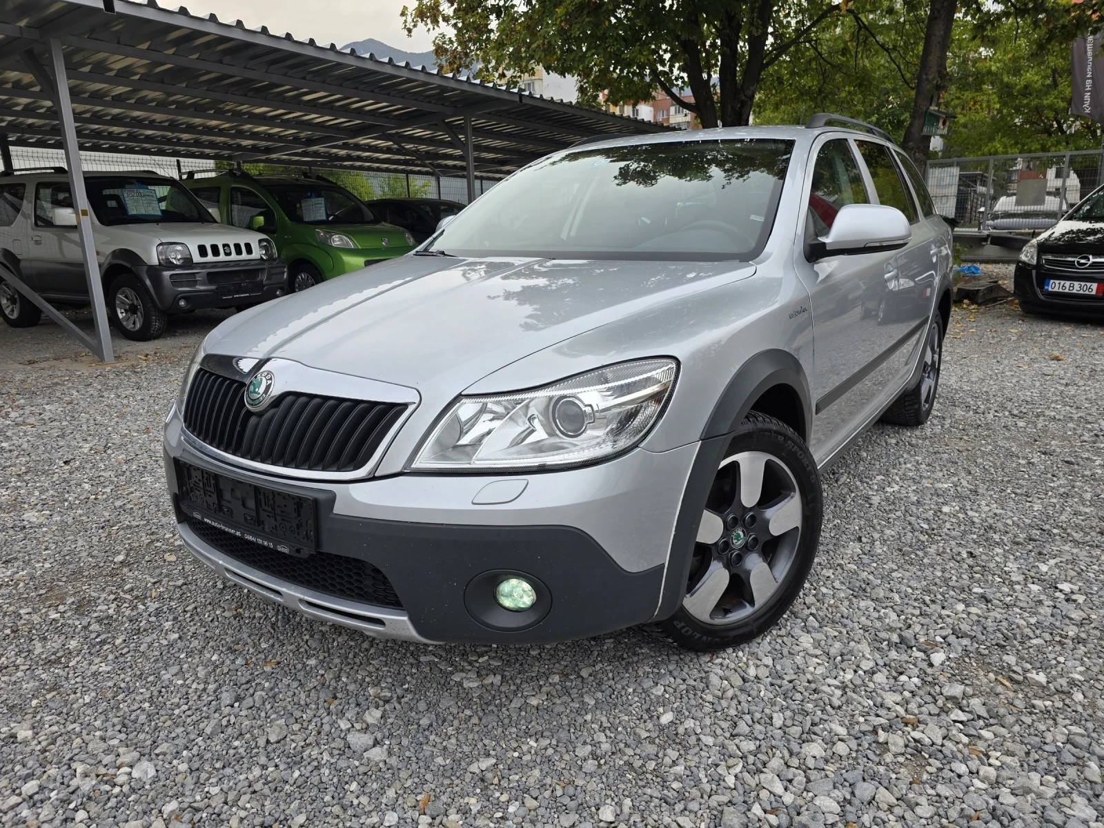 Skoda Octavia SCOUT 4X4  | Mobile.bg — изображение 1