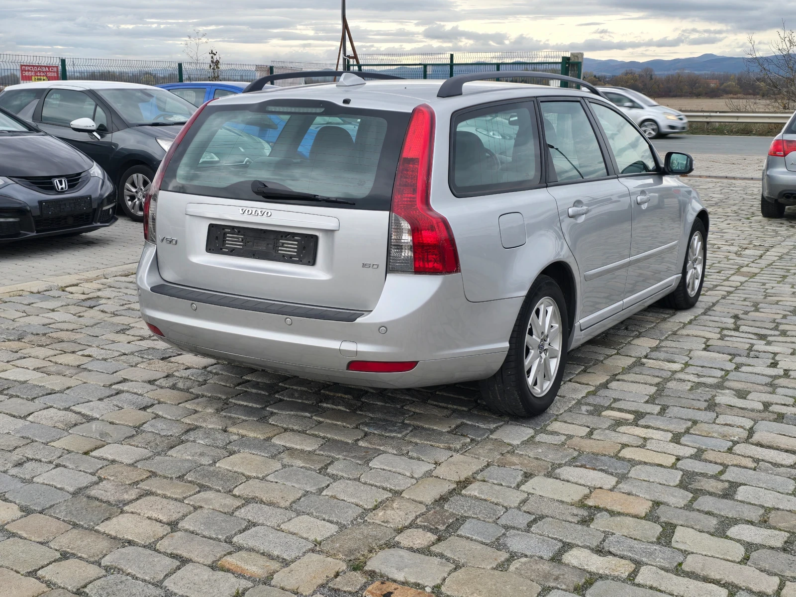 Volvo V50 1.6D 109к.с. ТОП СЪСТОЯНИЕ - изображение 6