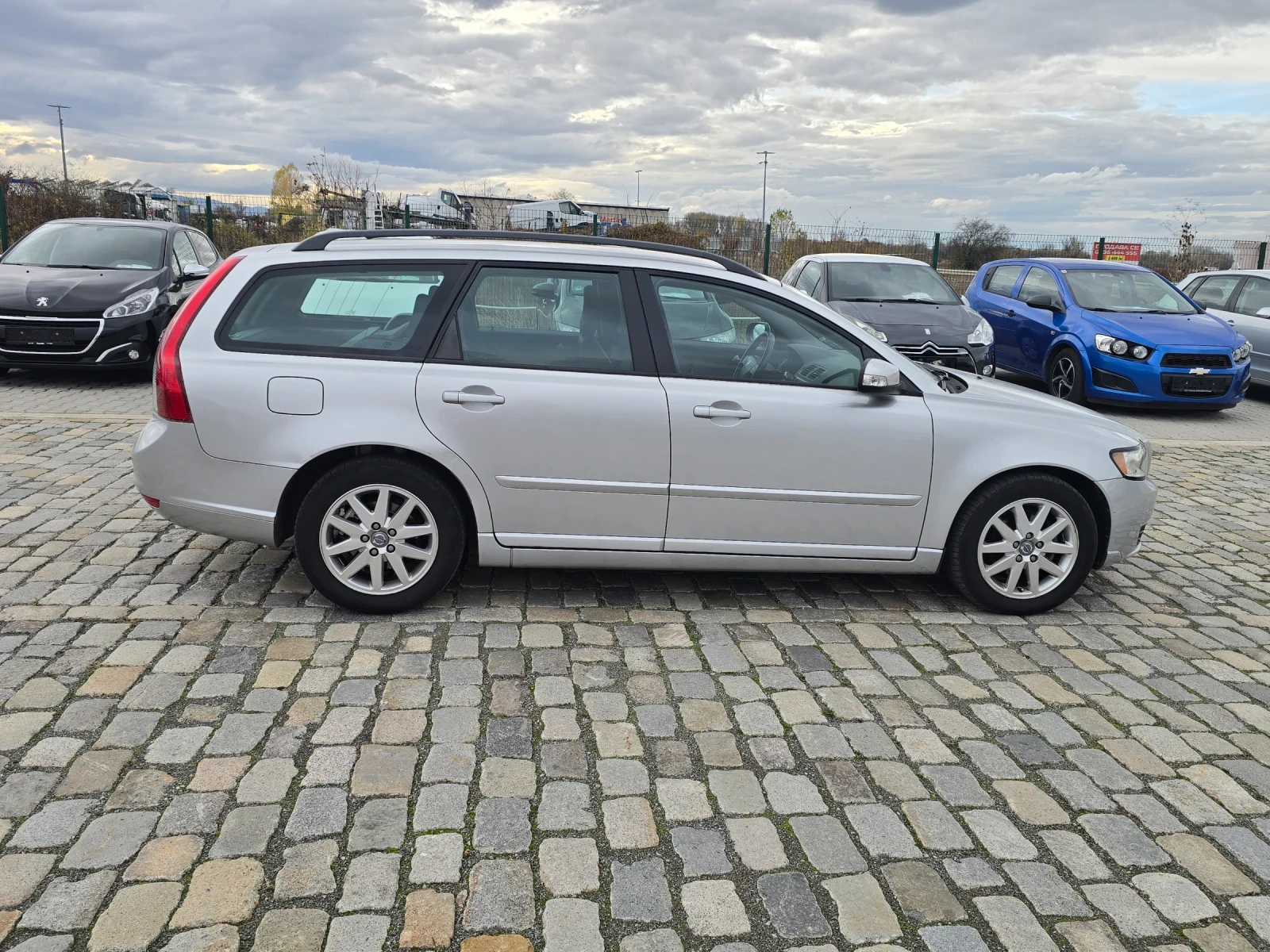 Volvo V50 1.6D 109к.с. ТОП СЪСТОЯНИЕ - изображение 5
