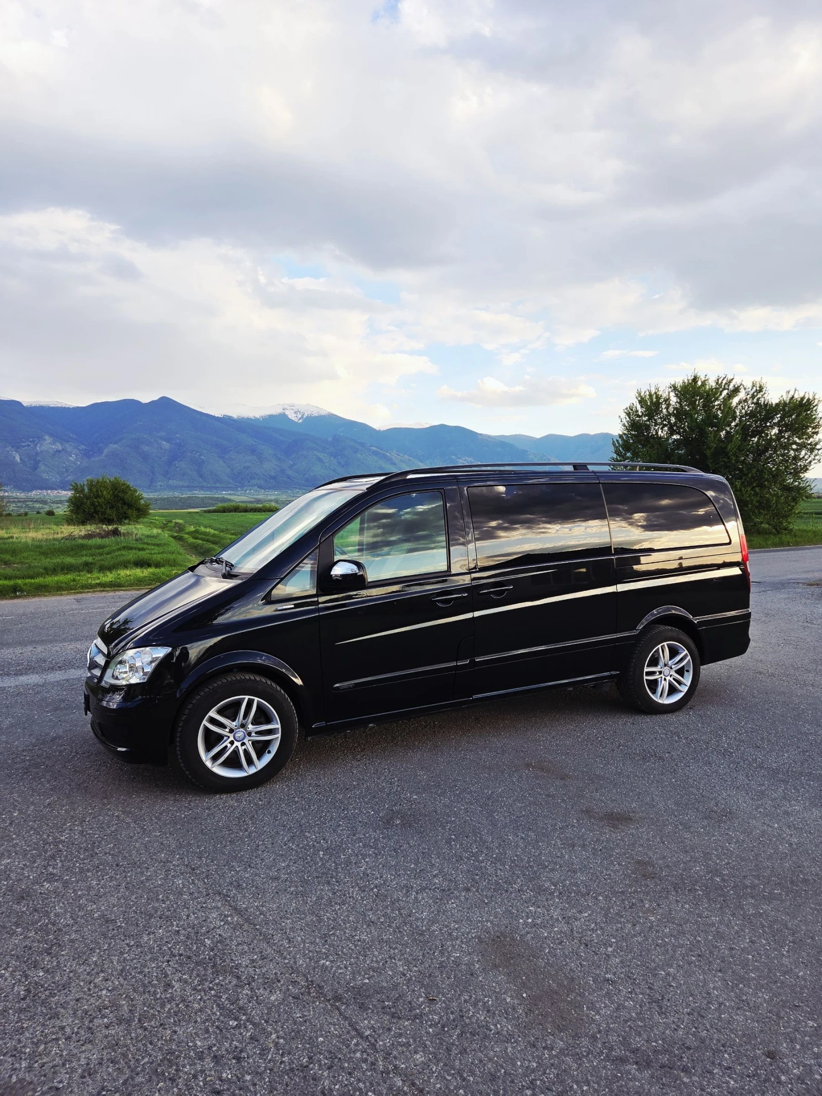 Mercedes-Benz Viano 2.2, снимка 4 - Автомобили и джипове - 52580569