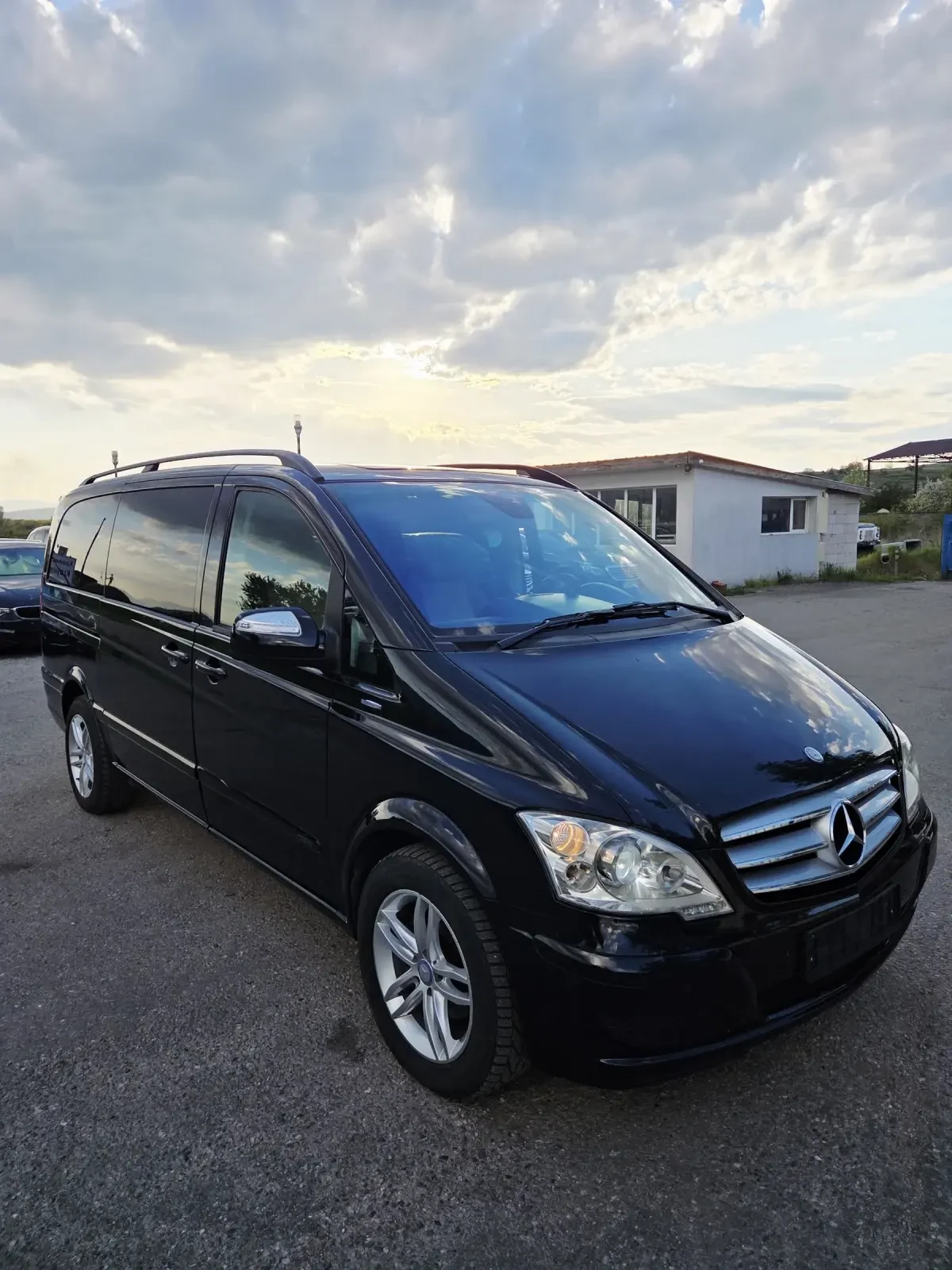 Mercedes-Benz Viano 2.2, снимка 3 - Автомобили и джипове - 52580569