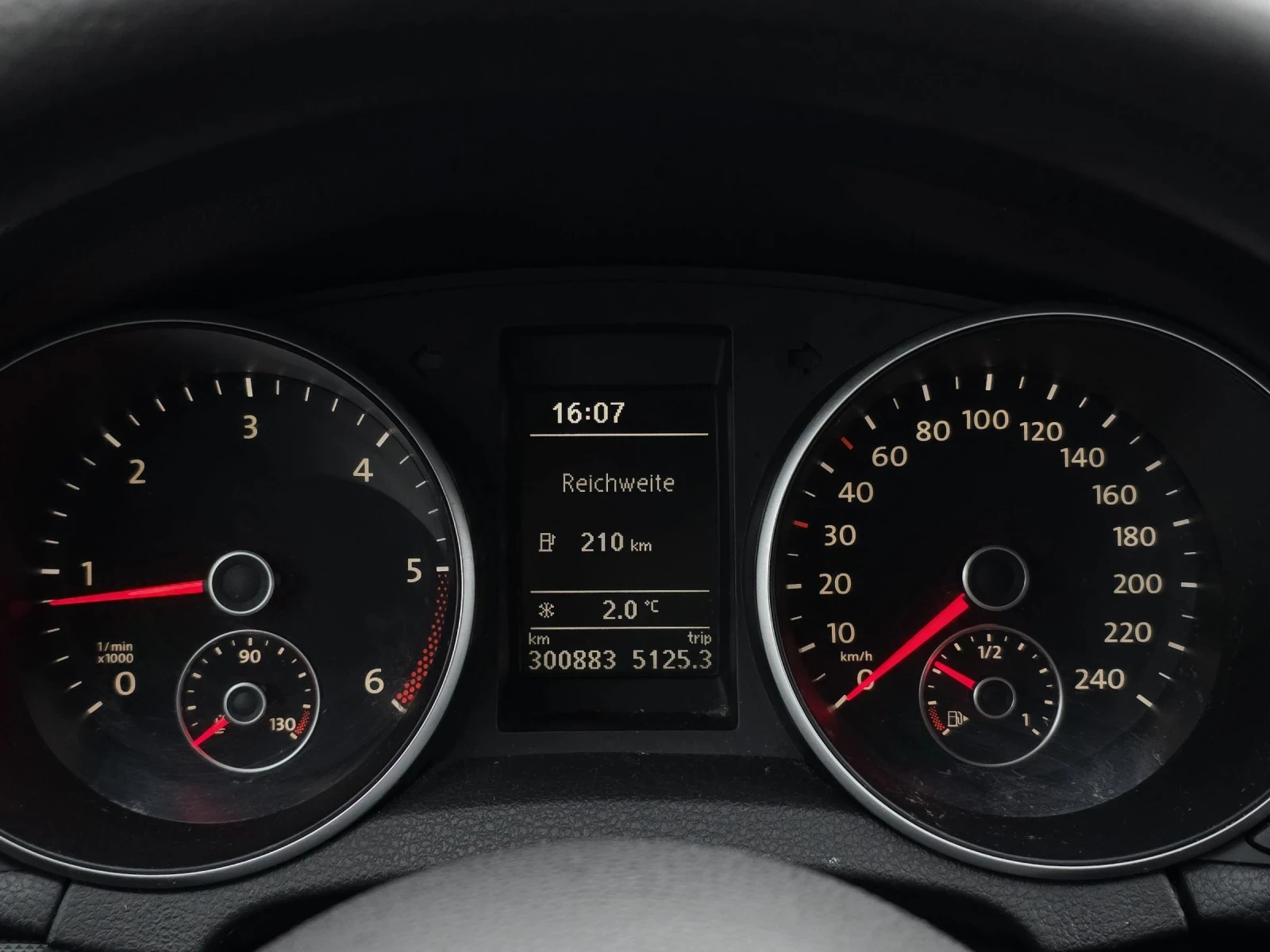 VW Golf Нов внос 105кс - изображение 10