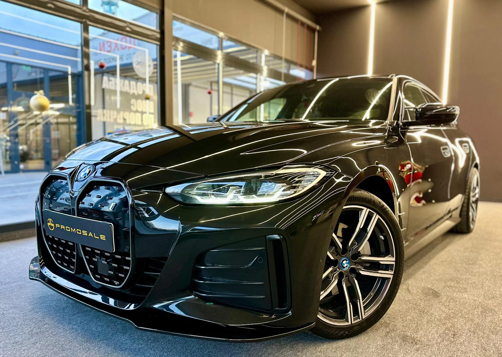 BMW i4 eDrive40* M* Гаранционен* Лизинг - изображение 3