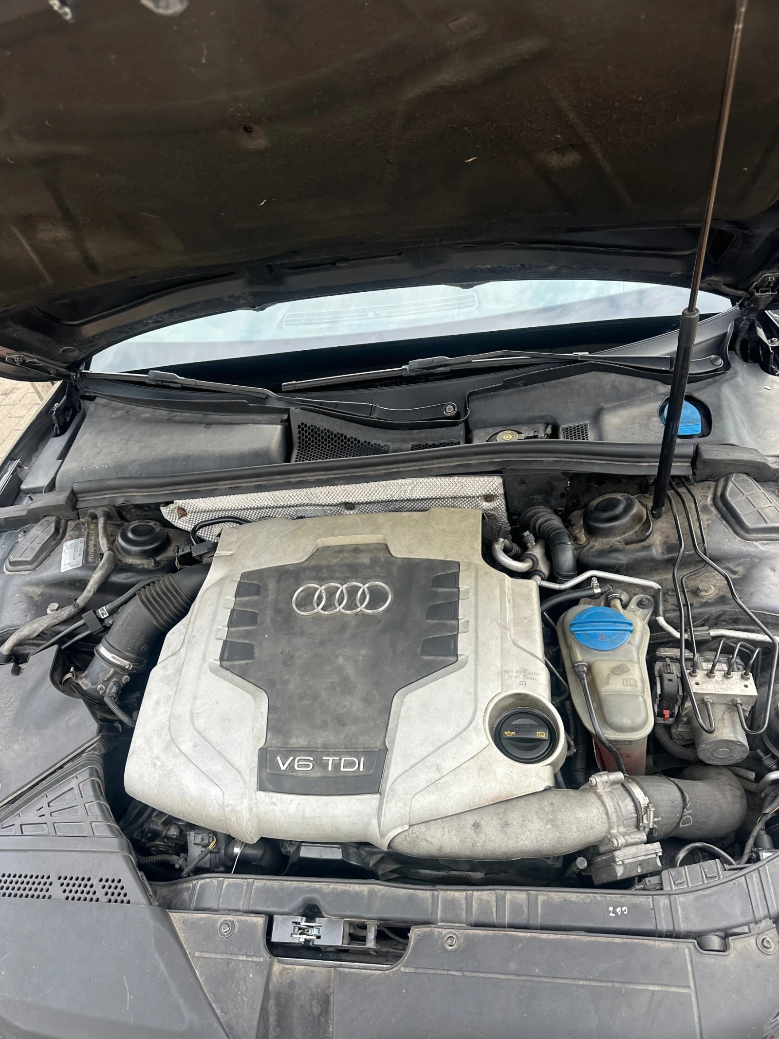 Audi A5 S-LINE СМЕНЕНИ ВЕРИГИ - изображение 10