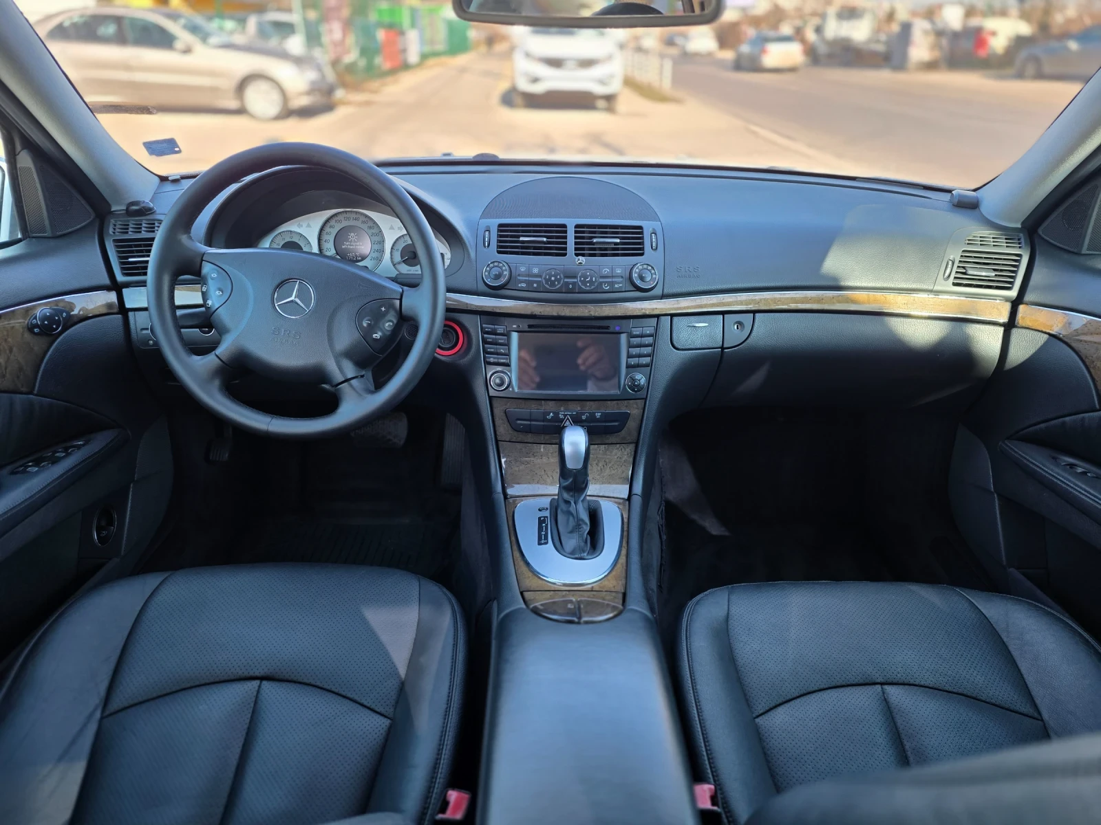 Mercedes-Benz E 280 CDI 198х.км AVANTGARDE - УНИКАТ!!!, снимка 12 - Автомобили и джипове - 53759655