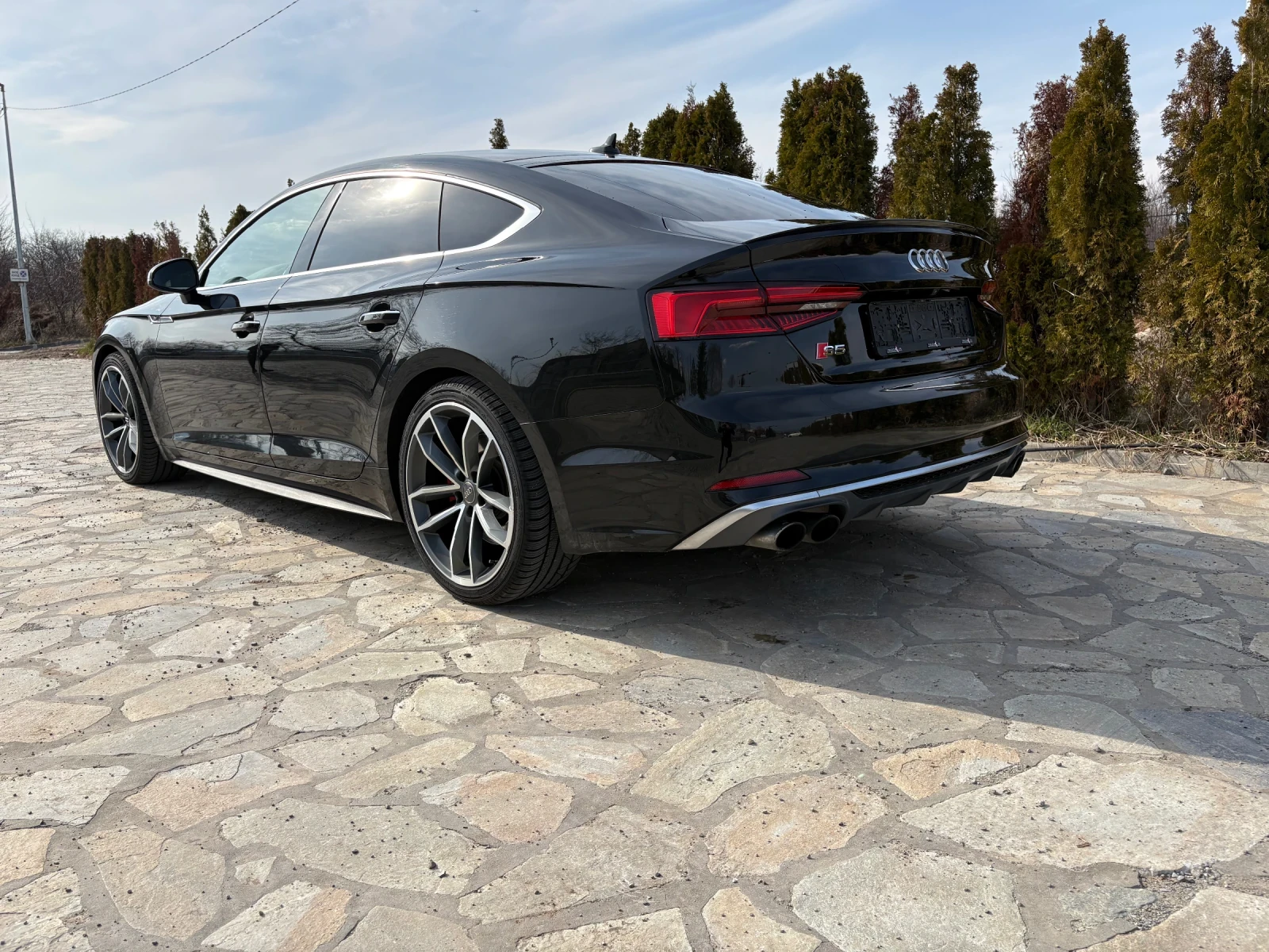 Audi S5 3.0TFSI Bang oufsen digital, снимка 3 - Автомобили и джипове - 53759904